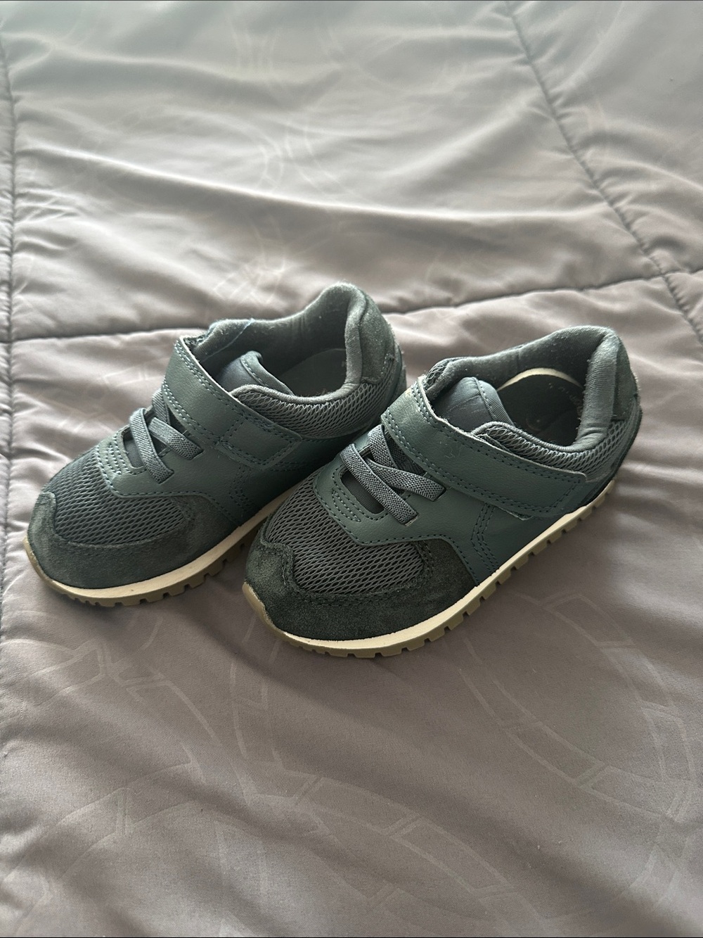 Cat & Jack Teal Gray Kids Velcro Sneakers